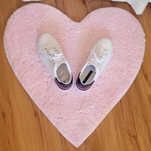 Tommy Hilfiger Women's Laddin Lace Up Sneakers